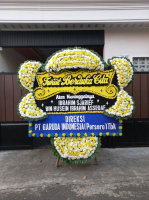 Papan Bunga Duka di Tinggi Raja